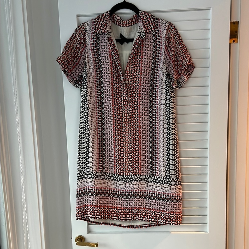 Chic Patterned Dress - Red and Black